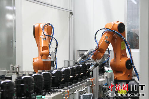 年產(chǎn)銷達3400萬臺 長虹壓縮機產(chǎn)業(yè)全球奪冠.jpg 年產(chǎn)銷達3400萬臺 長虹壓縮機產(chǎn)業(yè)全球奪冠.jpg